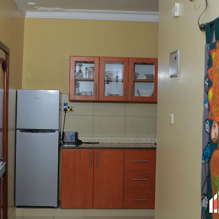 Crest Homes Uganda Kitende 外观 照片